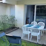 T2 Avec Terrasse Proche De La De Dans Le Quartier Du Parc Daire