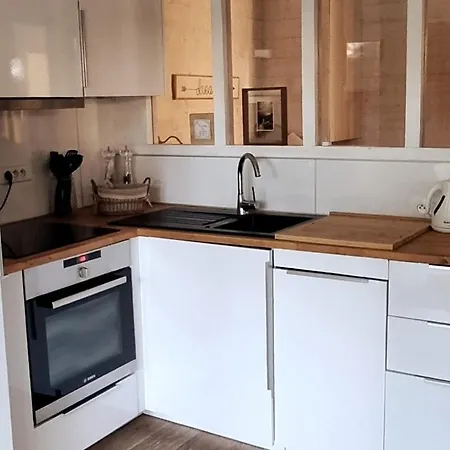 T2 Avec Terrasse Proche De La De Dans Le Quartier Du Parc Apartament Royan