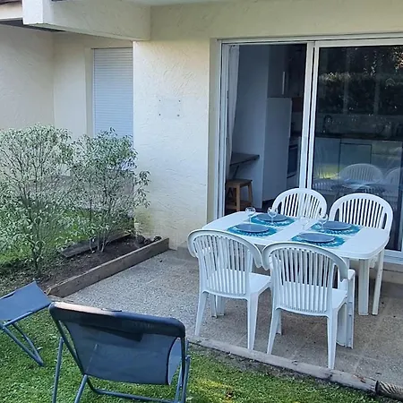 T2 Avec Terrasse Proche De La De Dans Le Quartier Du Parc Apartament