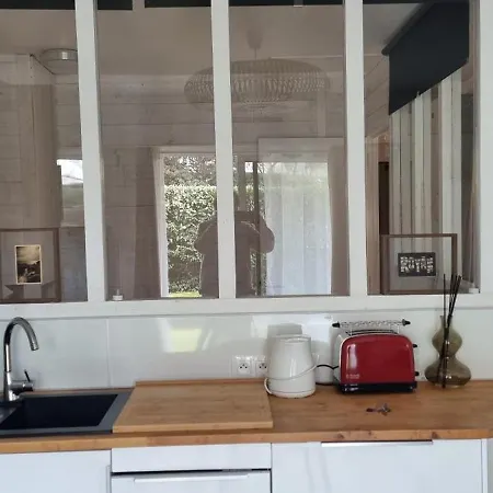 T2 Avec Terrasse Proche De La De Dans Le Quartier Du Parc