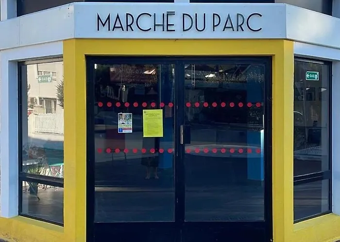 T2 Avec Terrasse Proche De La De Dans Le Quartier Du Parc * Ρουαγιάν